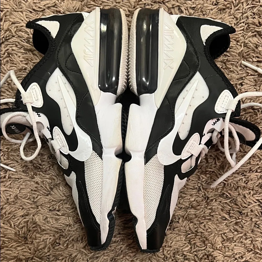 Nike Air Max Infinity 2 Black and White Athletic Shoes - Image 5