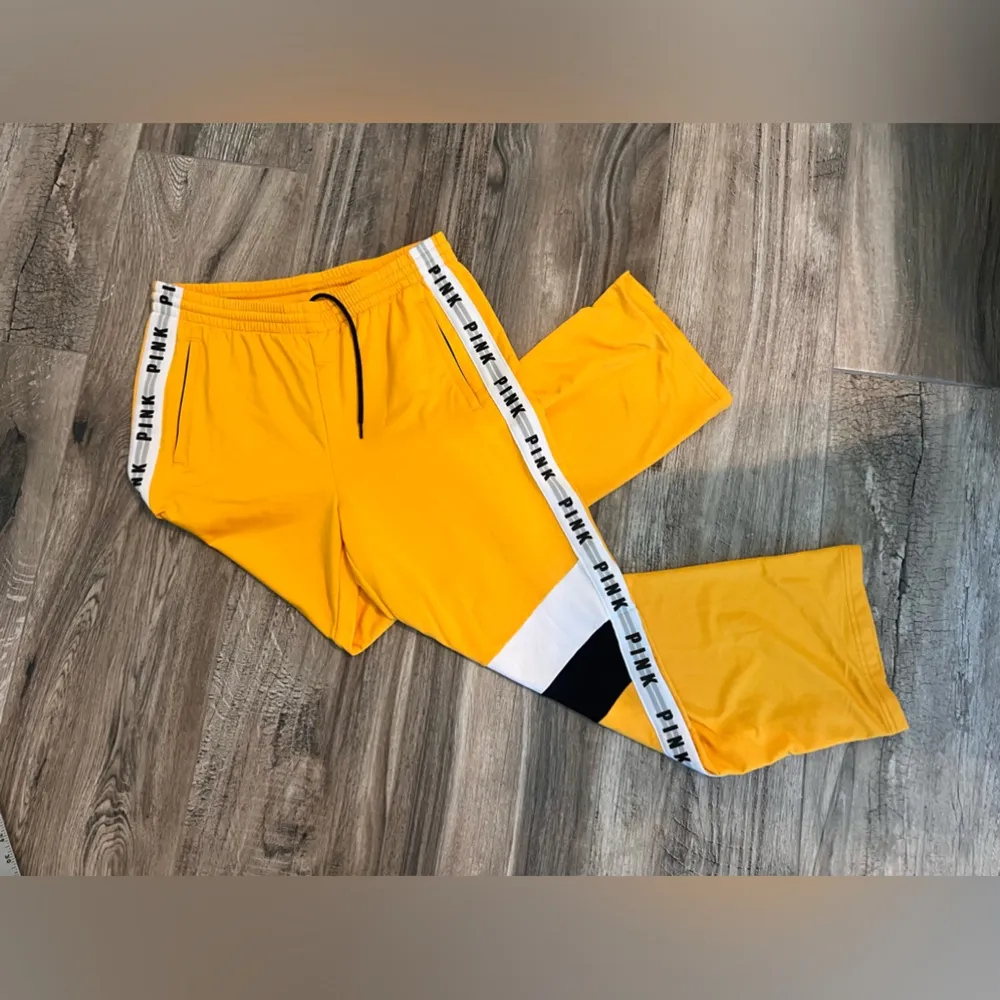 Victoria Secret Pink Athletic Pants Yellow Striped Women's Size Large. NWT #63 - Image 2