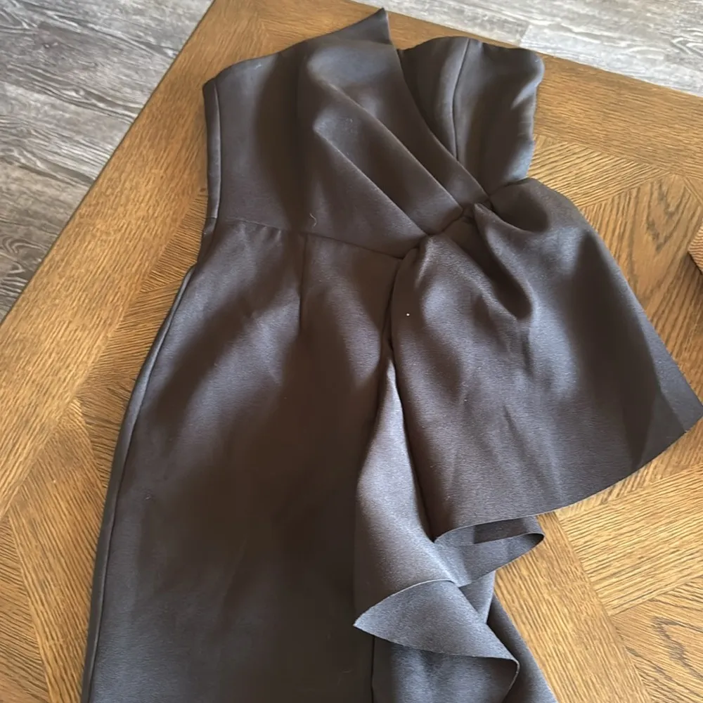 ELLIATT Reception Dress in Black, Size X-Small, $170 - Image 13