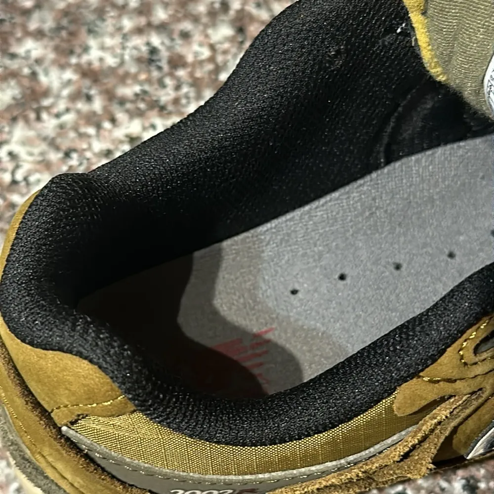 2002R (High Desert/Dark Moss) - Image 8