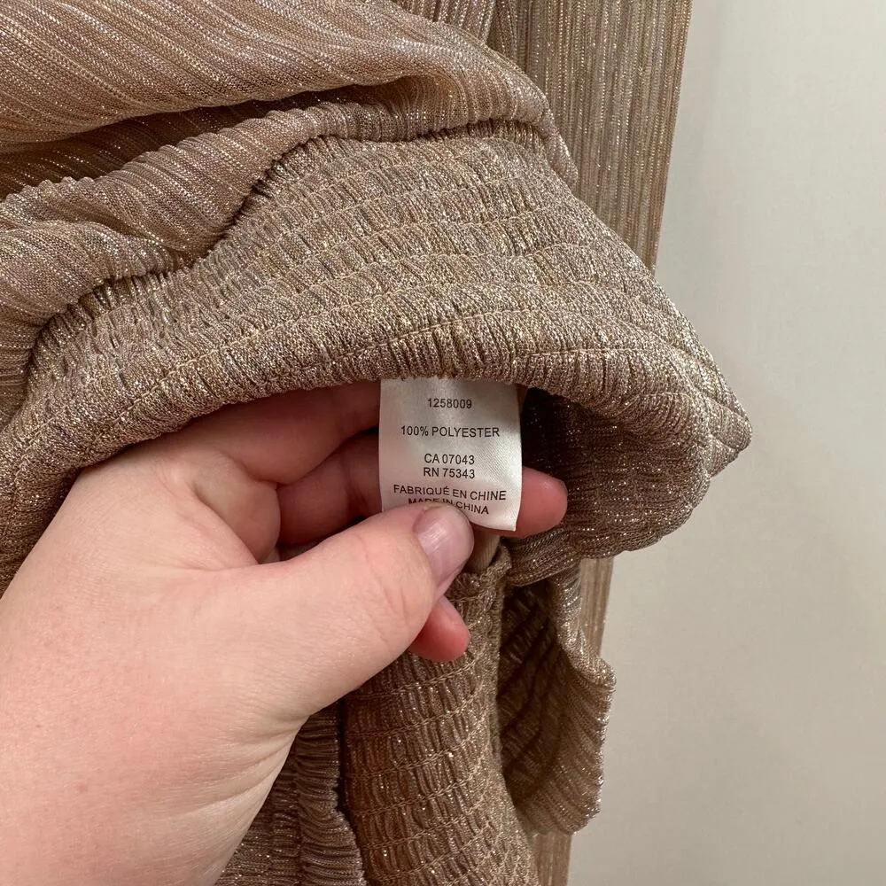 Joie Shimmer Holiday Blouse in Beige Size Medium - Image 6