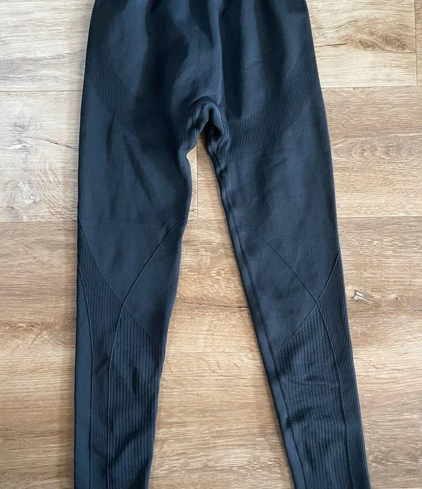 AYBL Leggings - Image 2