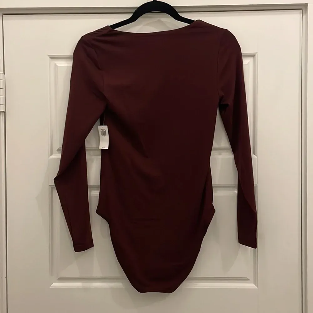 NWT‎ Old Navy Red long sleeve bodysuit size small - Image 8