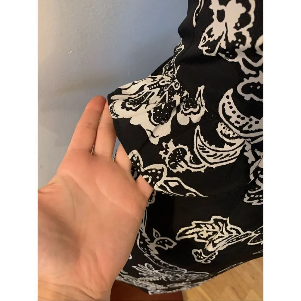 American Eagle size 2 black, and white dress - Image 2