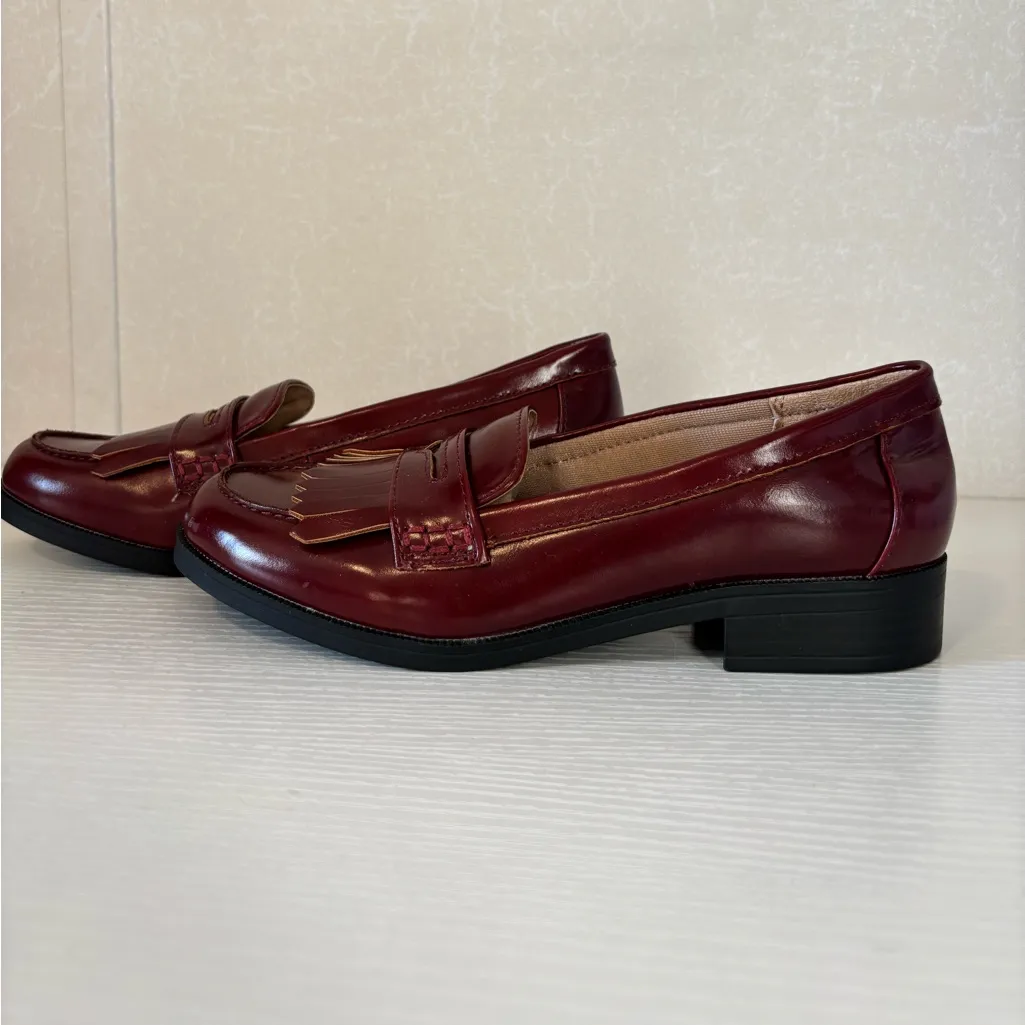 LifeStride Santana loafer Pinot red faux leather women’s size 6m NWOT - Image 2