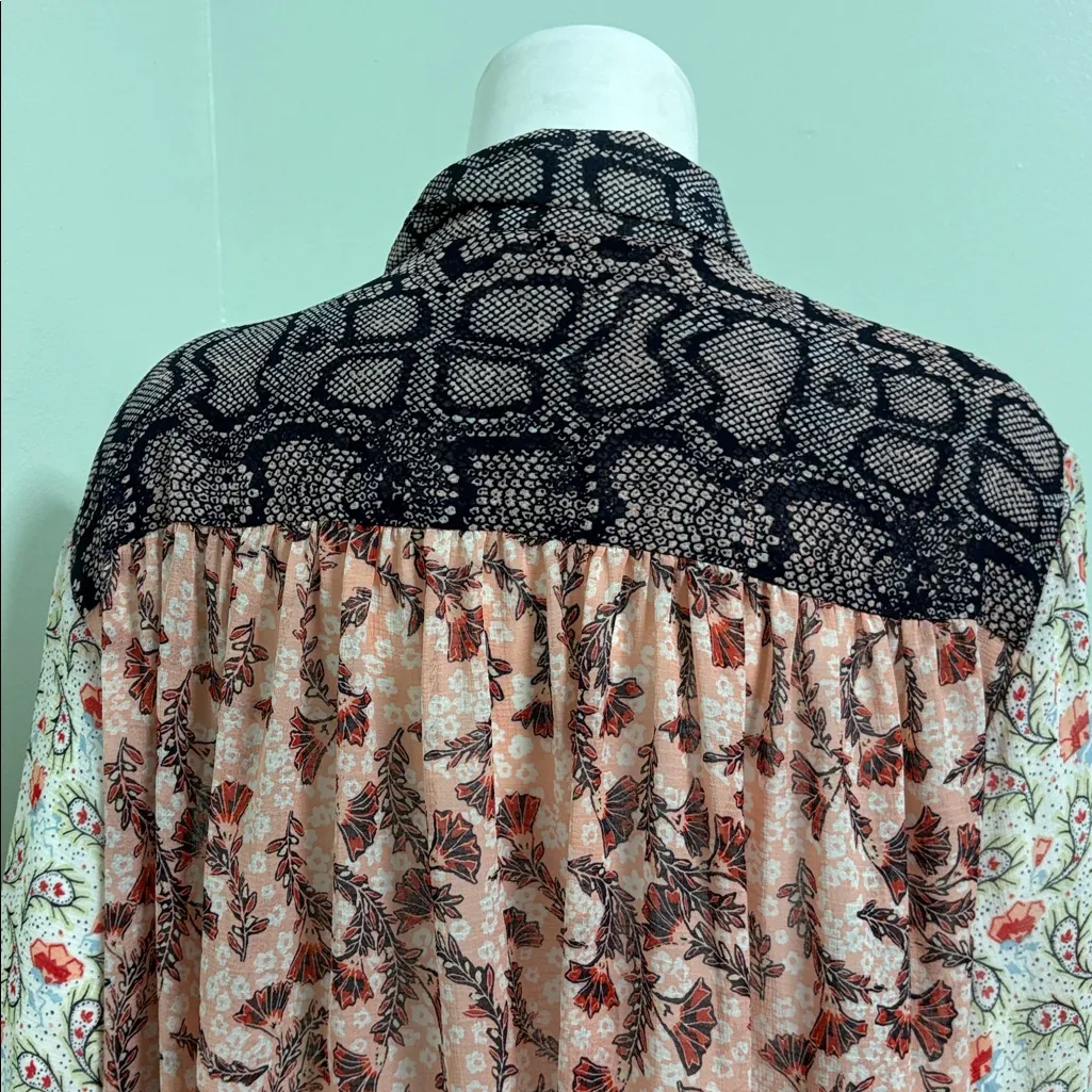 Free People Dani Button Up Blouse women’s size medium - Image 10