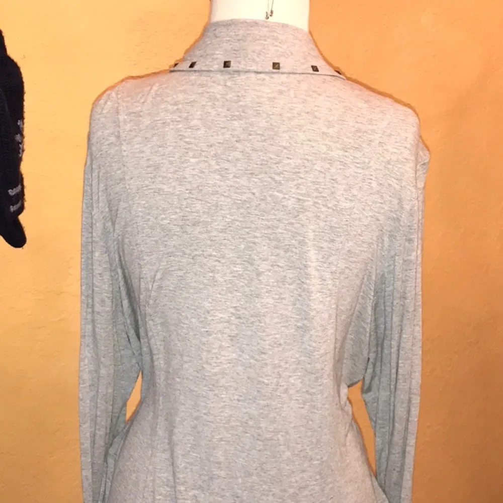 Xhilaration shirt - Image 3