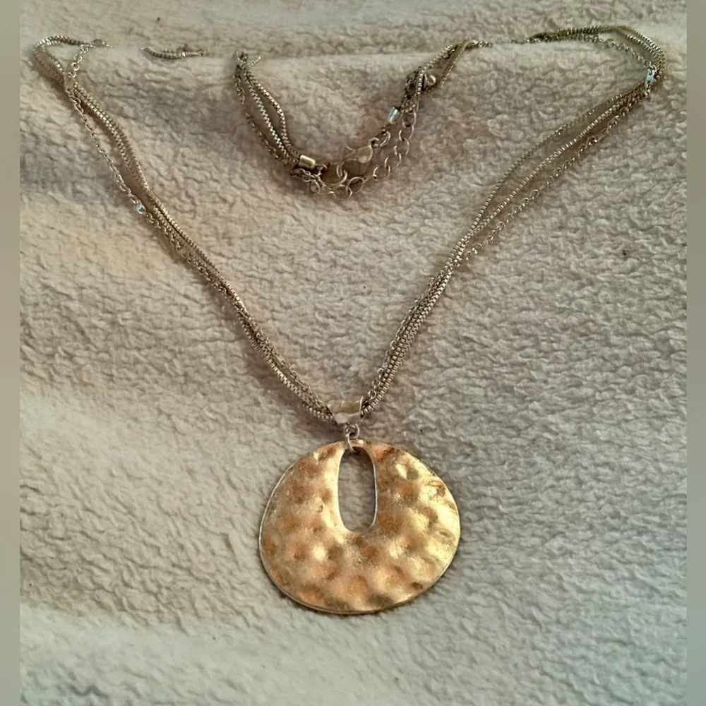 Silver Circle Triple Strand Necklace - Image 5