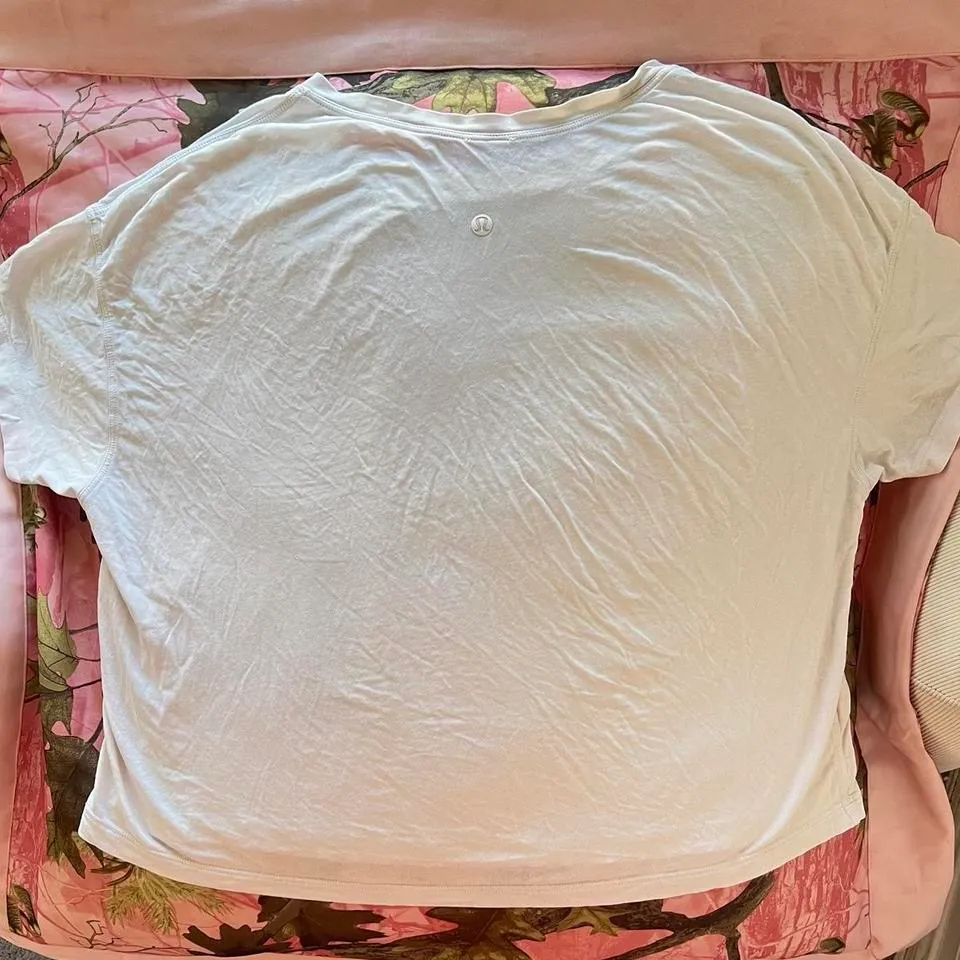 white short sleeve tee - Image 3