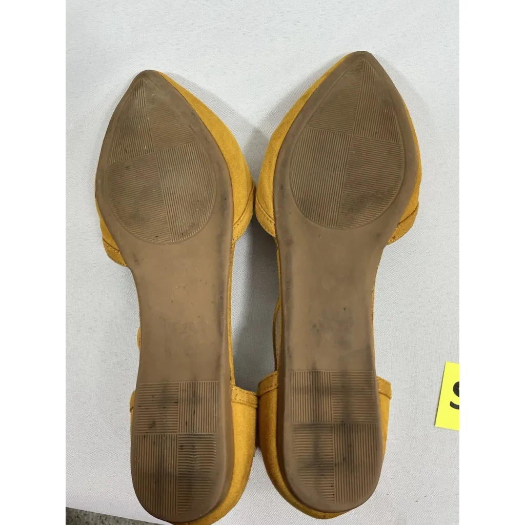 Womans NYLA Heartbeat Slipon Strappy Sandals 10 Gold Pointed Toe Flat Heel - Image 7