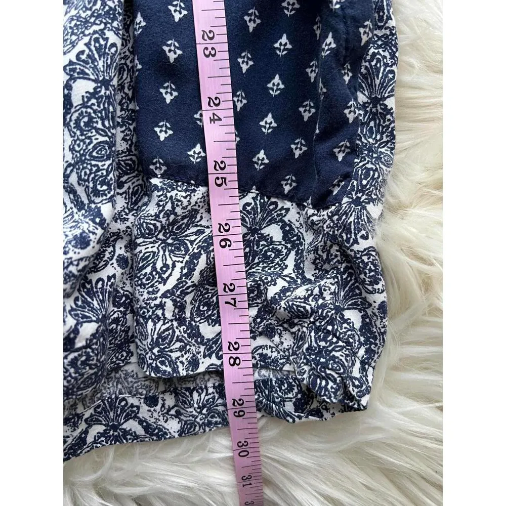 Chic Forever 21 Blue and White Patterned Romper size Medium - Image 7