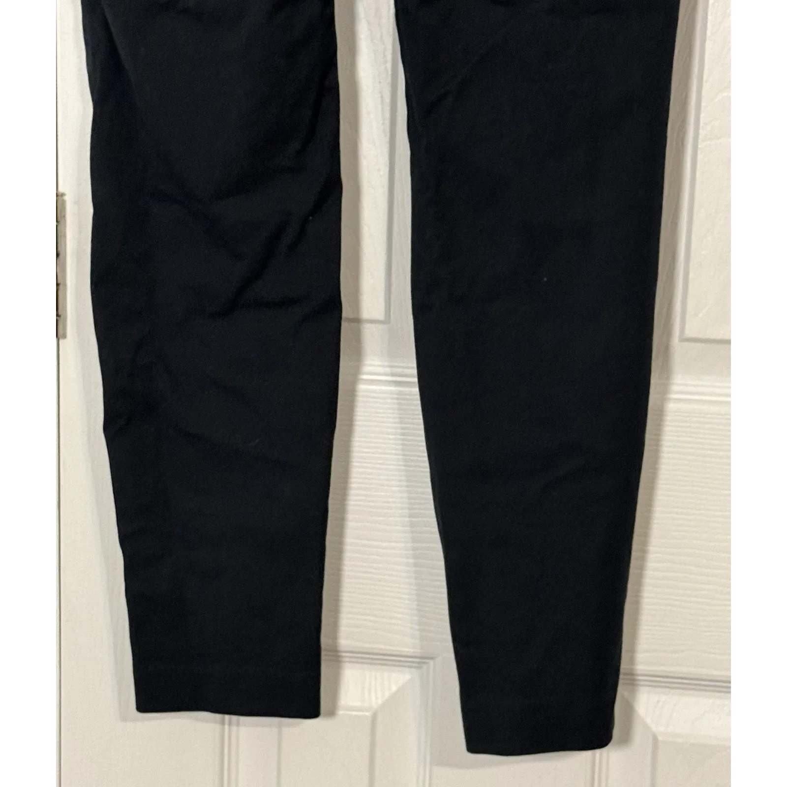 Old Navy High Rise Pixie Straight Leg Ankle Pants Size 12 Black High Rise E472 - Image 3