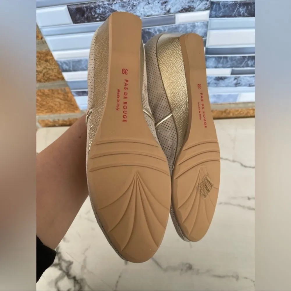 Pas de Rouge open toe shoes size 39 /8.5 Gold - Image 8