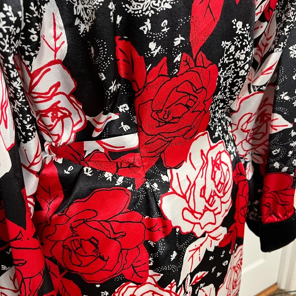 Jones New York Robe Red Black Floral S M Small Medium - Image 5