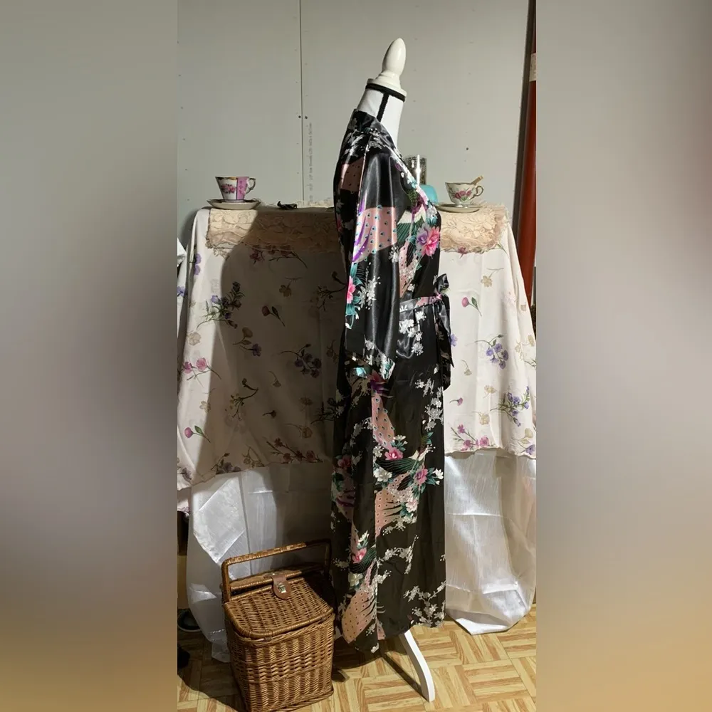 Old Shanghai Peacock Kimono Robe Black Size L - Image 6