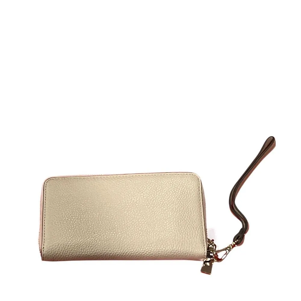 Michael Kors Large Flat Multi-Function Phone Case Leather Wallet/Wristlet in Oat - Image 5