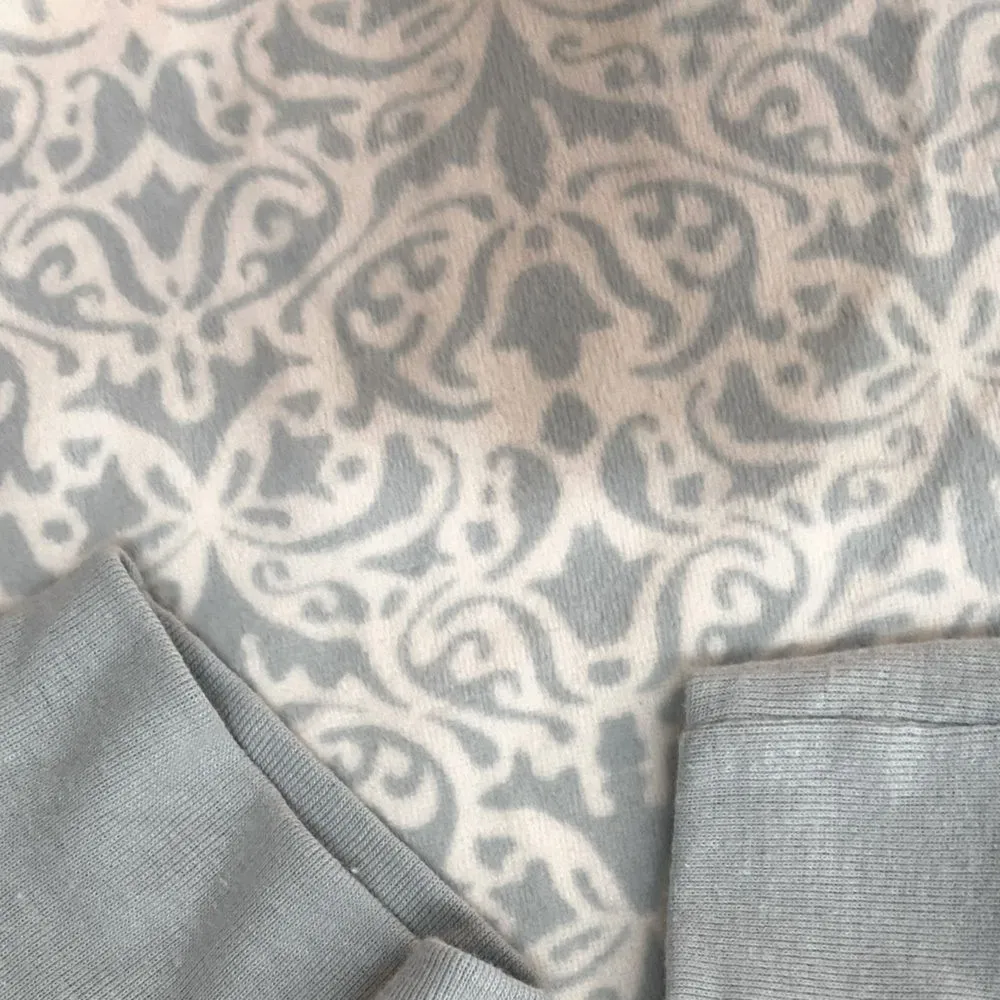 Soft Floral Velour Pajama Set NWOT Womens Large Loungewear Sleepwear Pants Top - Image 5