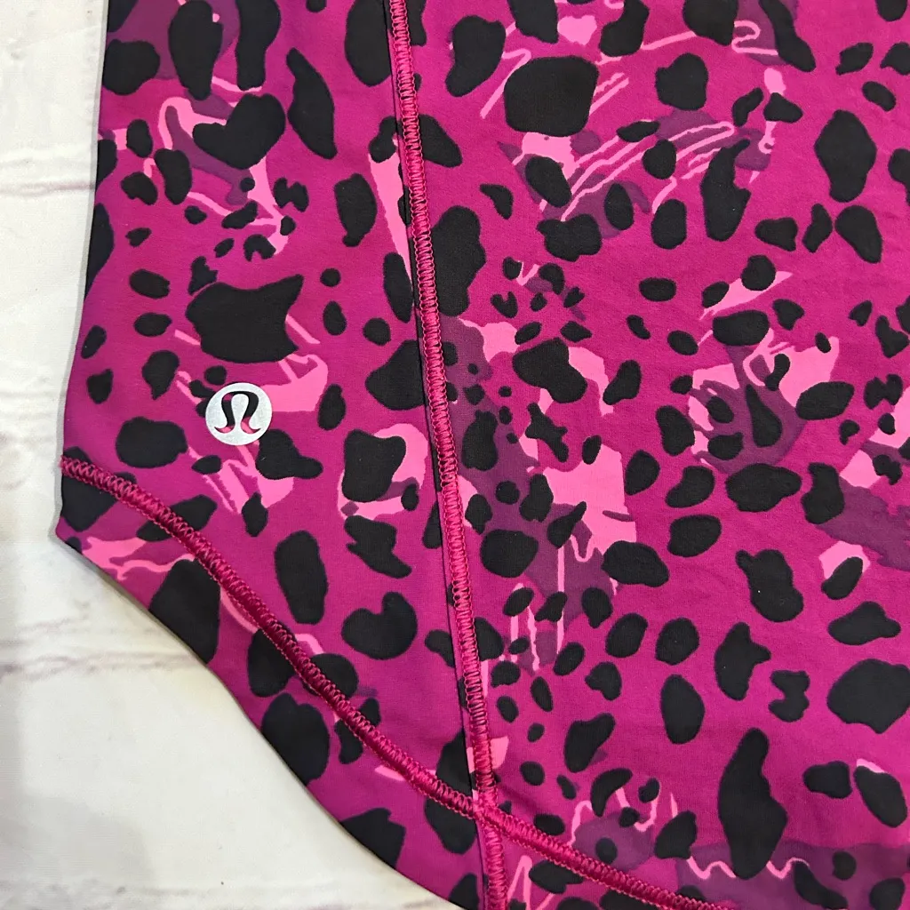 Lululemon Sculpt Workout Performance Tank Small Purple Cheetah Print Reflective - Image 5