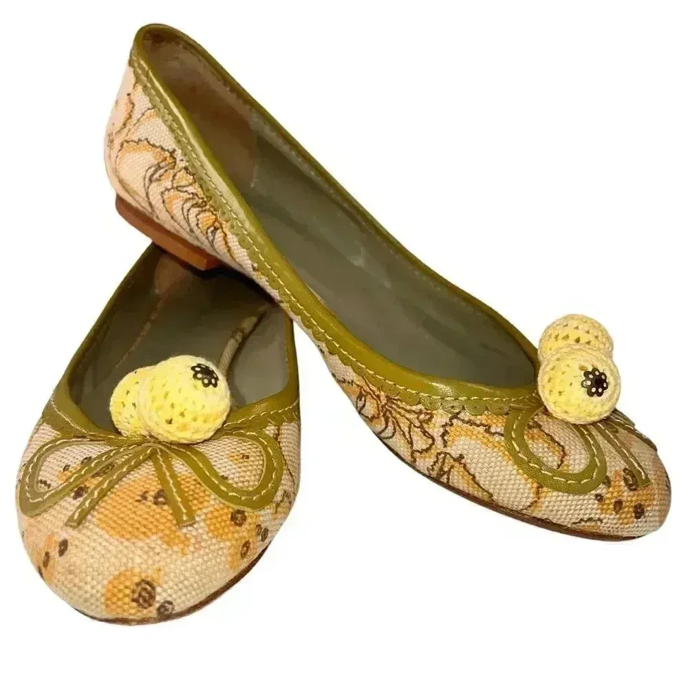 Laura Brandon‎ Anthropologie Women's Canvas Yellow Sage Pom Pom Ballet Flats 7 - Image 2