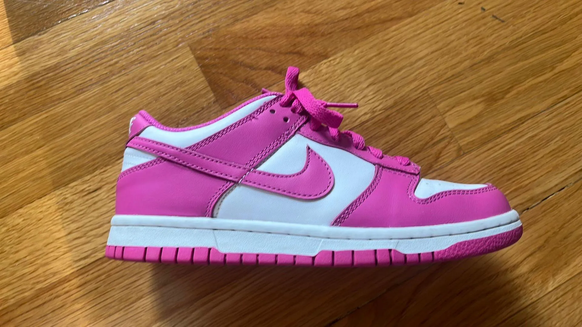 Women’s Dunk Low - Image 2