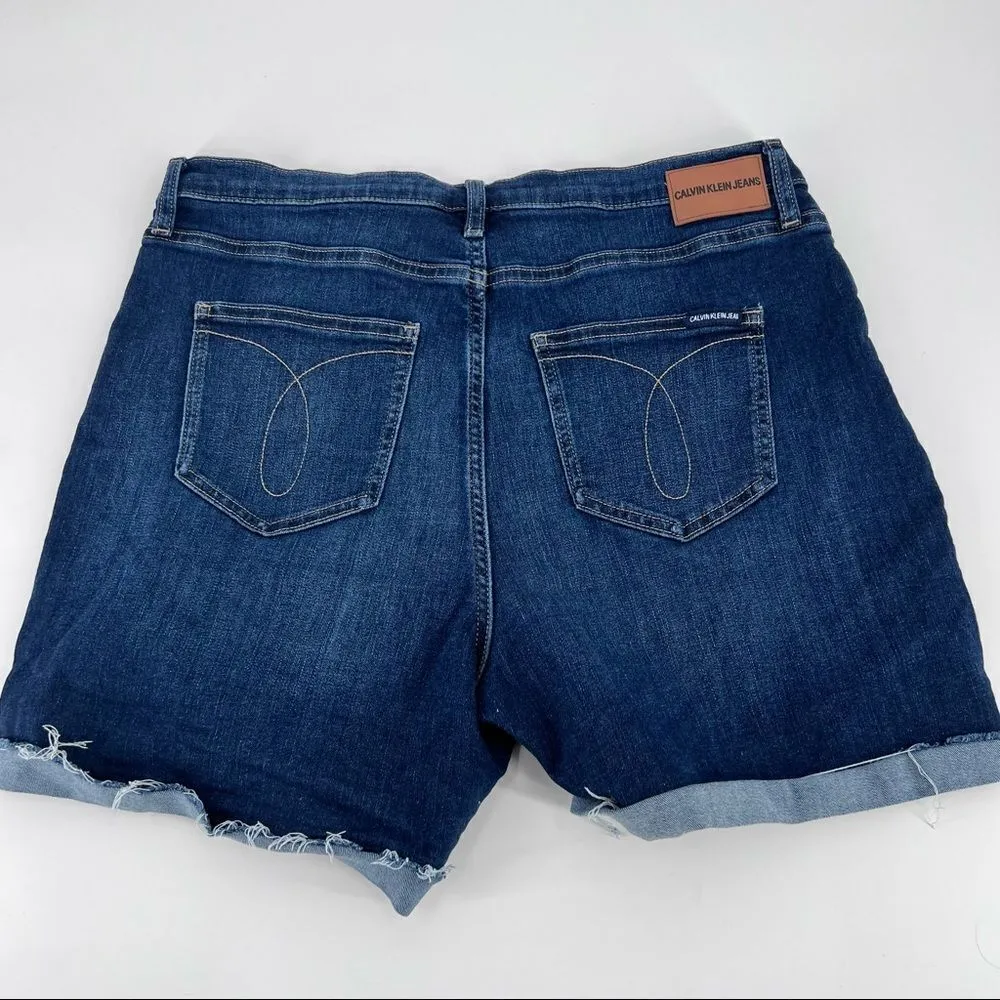 Calvin Klein hi rise frayed cut‎ off denim jean shorts size 12 - Image 7