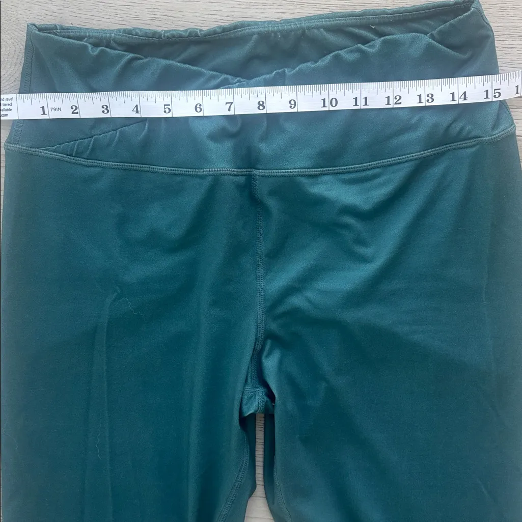 Maurices Tie Dye Luxe Leggings Light Green White Mauve Large - Image 4