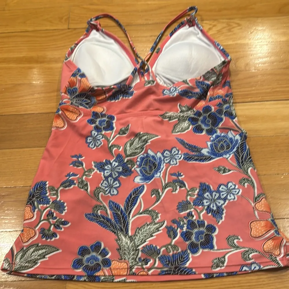 Beach Bump by motherhood maternity floral tankini top size medium. - Image 4