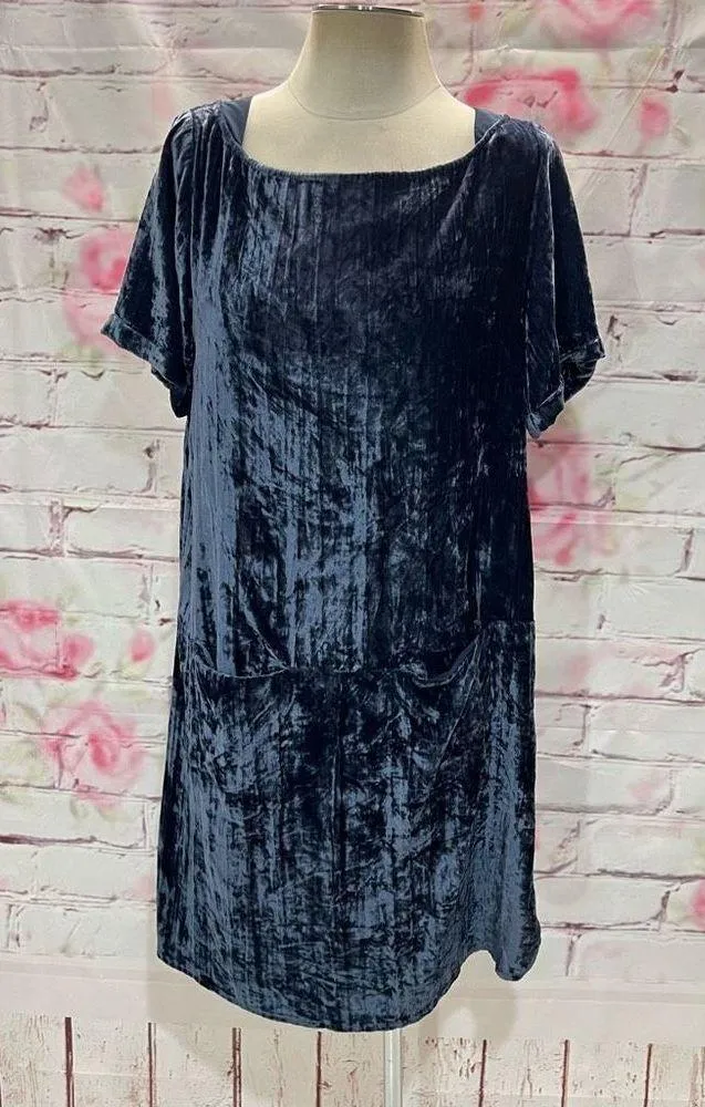 Floreat Anthropologie Women's Square Neck Short Sleeve Blue Velvet Shift Dress S - Image 4