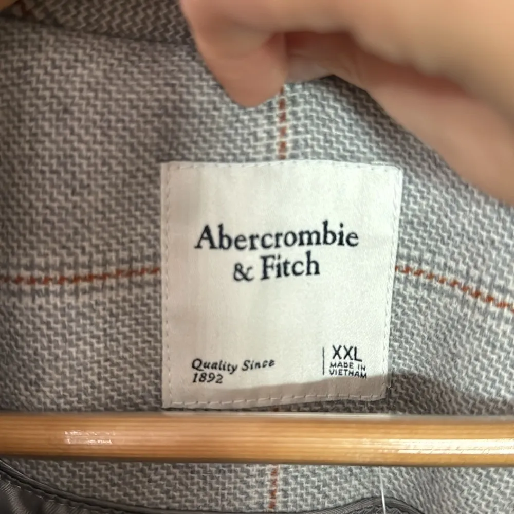 Abercrombie & Fitch heavyweight windowpane wool blend blazer coat light grey XXL - Image 12