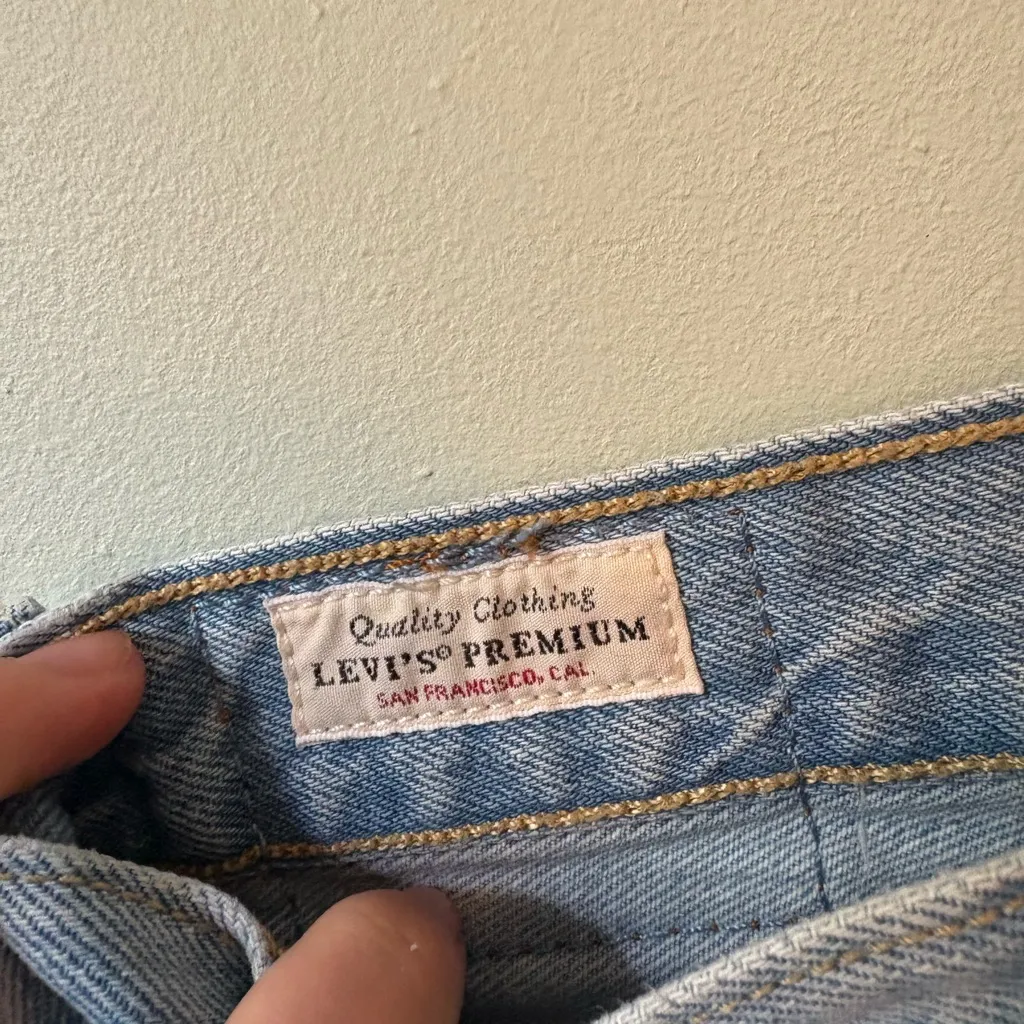 Levi’s 501 button front shorts - Image 3