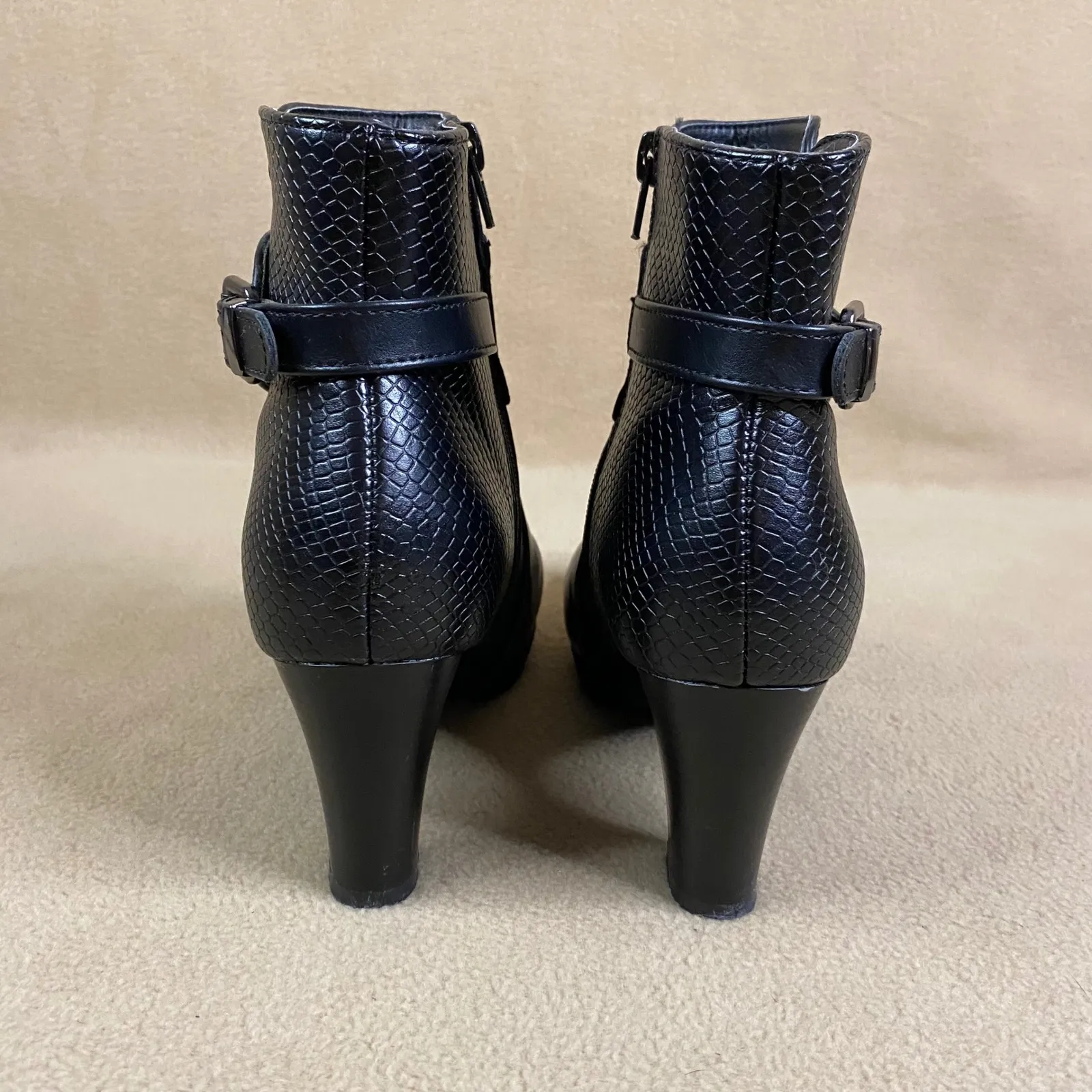 Black Faux Leather Ankle Boots Snake Print Buckle Chunky Heel Zip Women's Sz 9 - Image 5