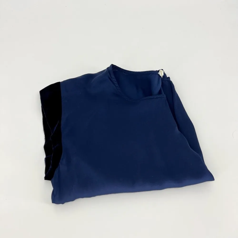 Nation Ltd Dera Cap Sleeve Satin T-Shirt with Velvet Trim Maritime Blue 6 - Image 14