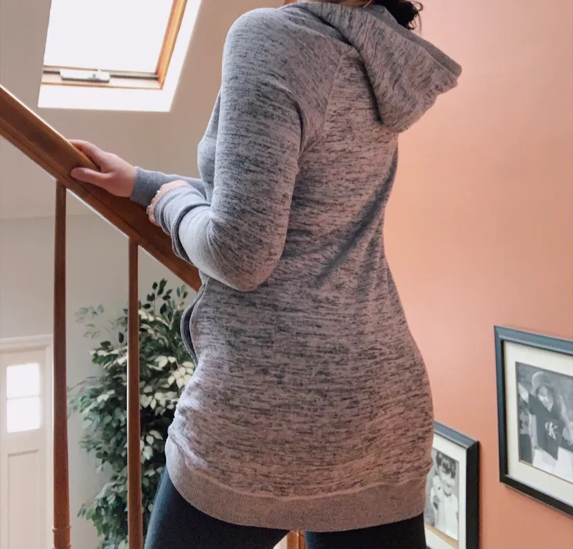 Long Work Out Sweatshirt  - Image 3