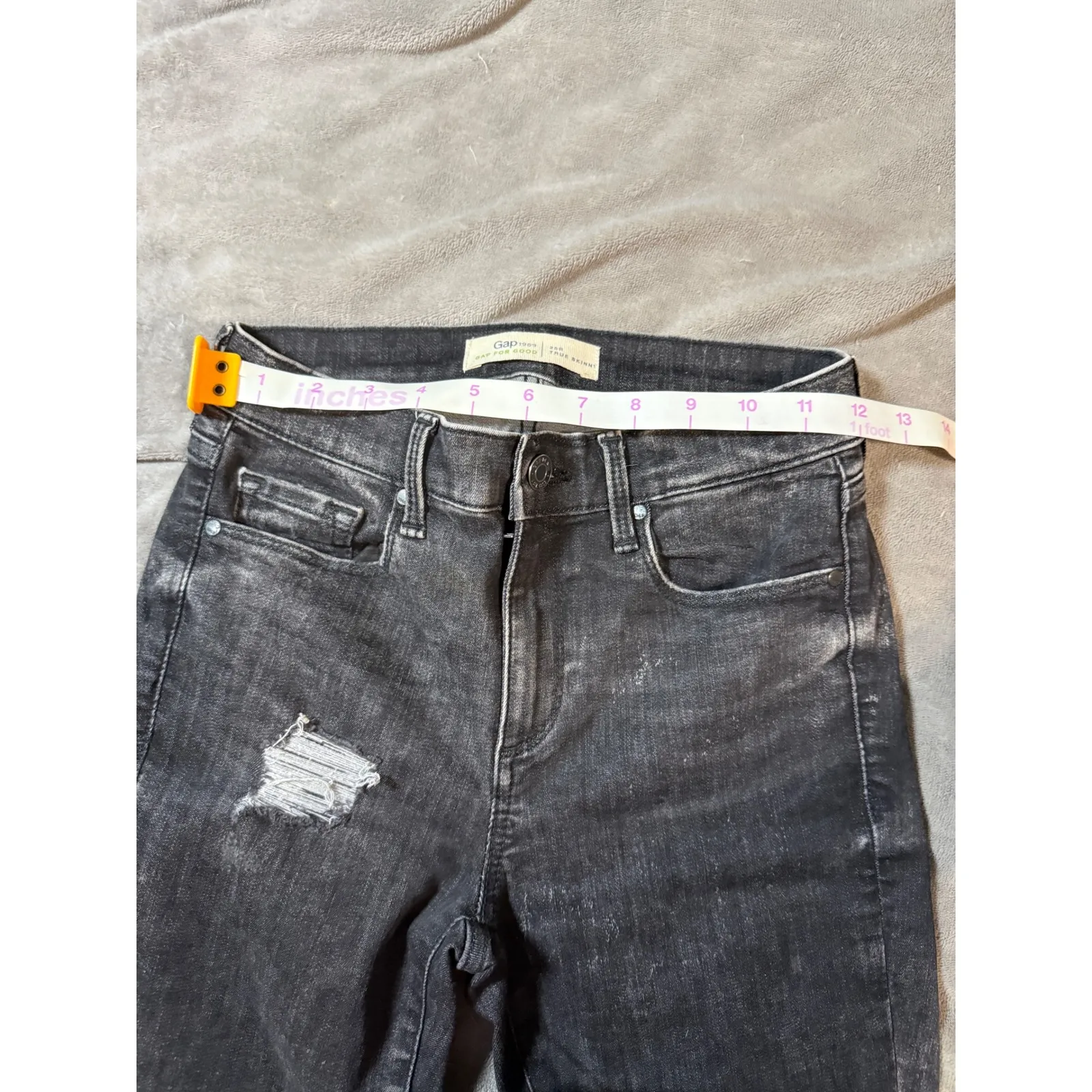 Gap 1969 Size 25 R True Skinny Black Jeans Distressed Women 28" Inseam Low Rise - Image 2