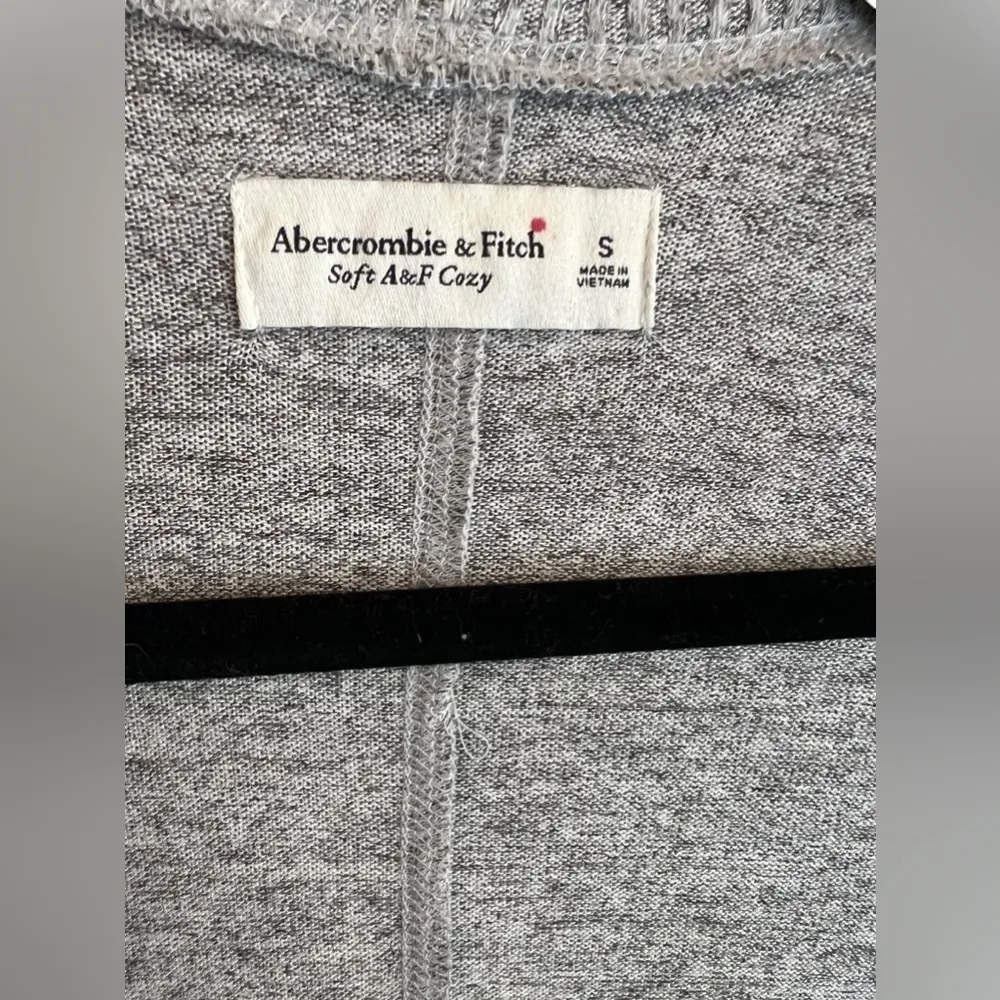 Abercrombie and Fitch Soft A&F Cozy Open Front Long Line Cardigan Gray Small - Image 3