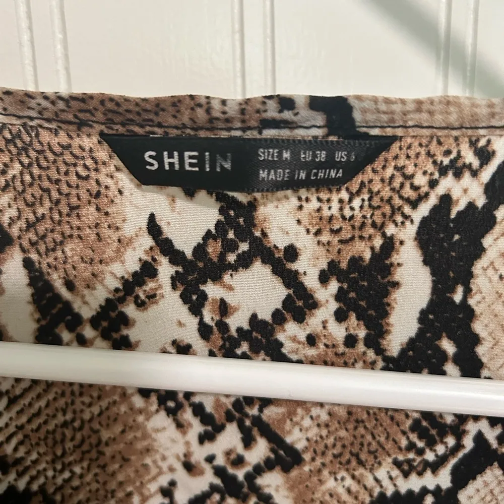 Shein- Snakeskin Print Cuffed Top - Image 2