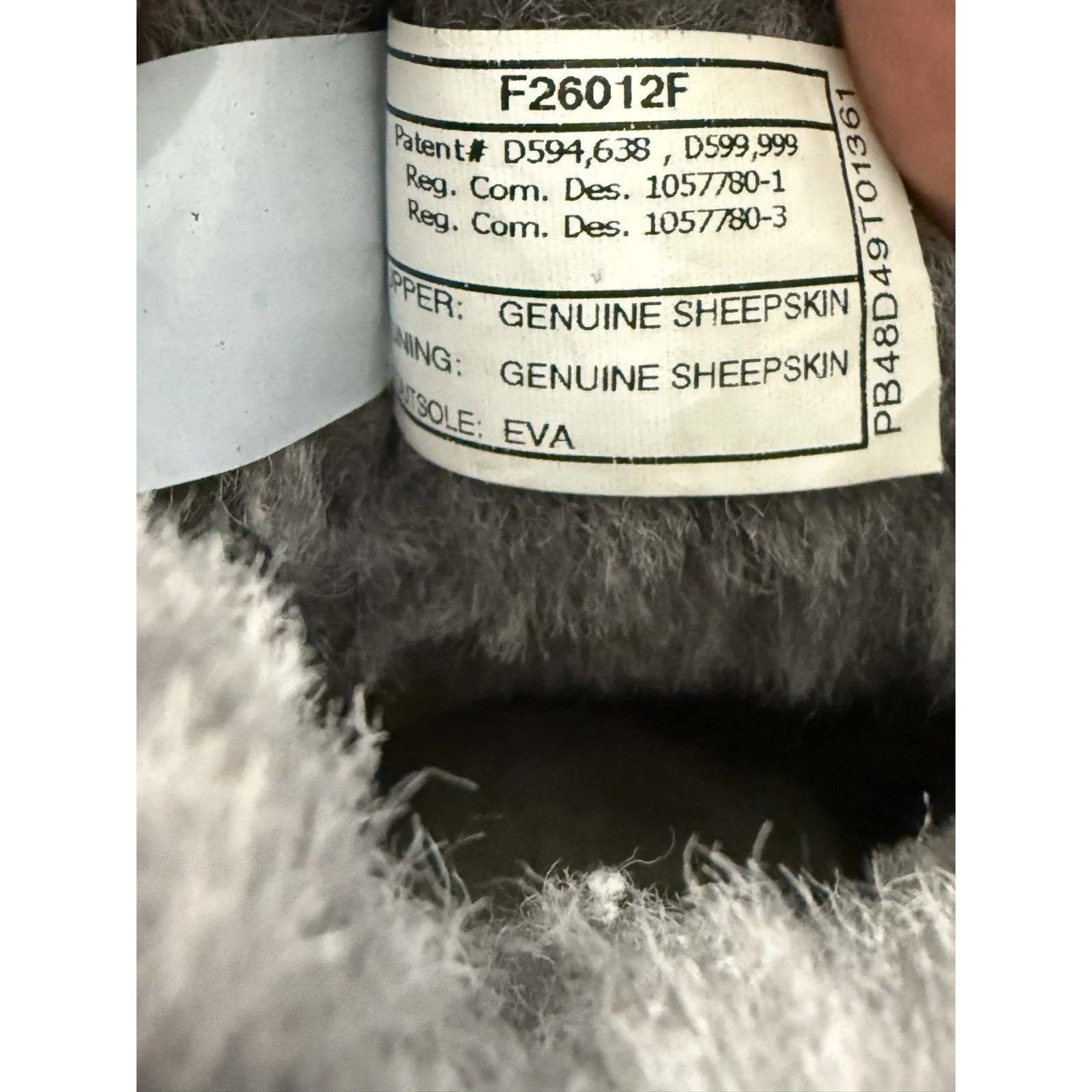 UGG Bailey II Button Women’s Winter Boots Gray Suede Shearling Size 5 Pull On - Image 11