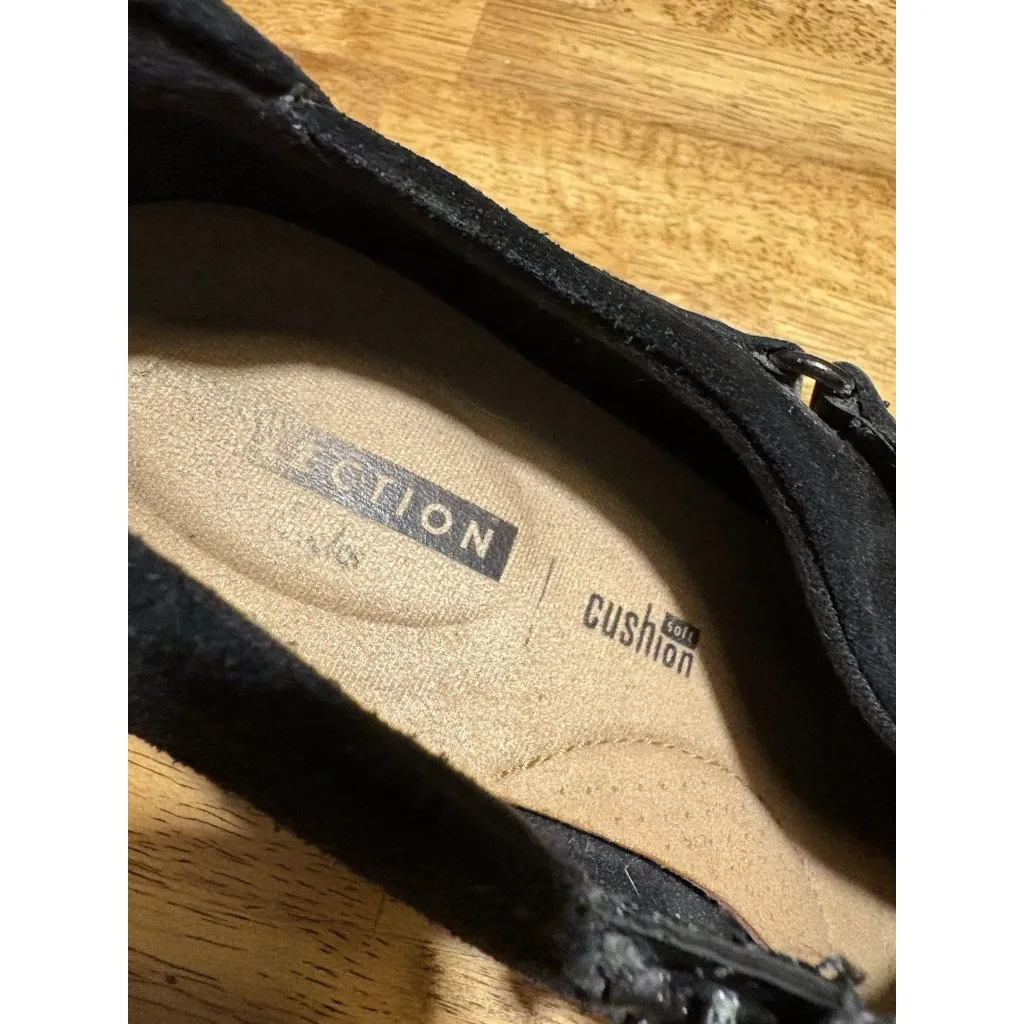 CLARKS Sashlin Fiona Black Leather and Suede Ankle Booties Block Heel Size 11 - Image 5