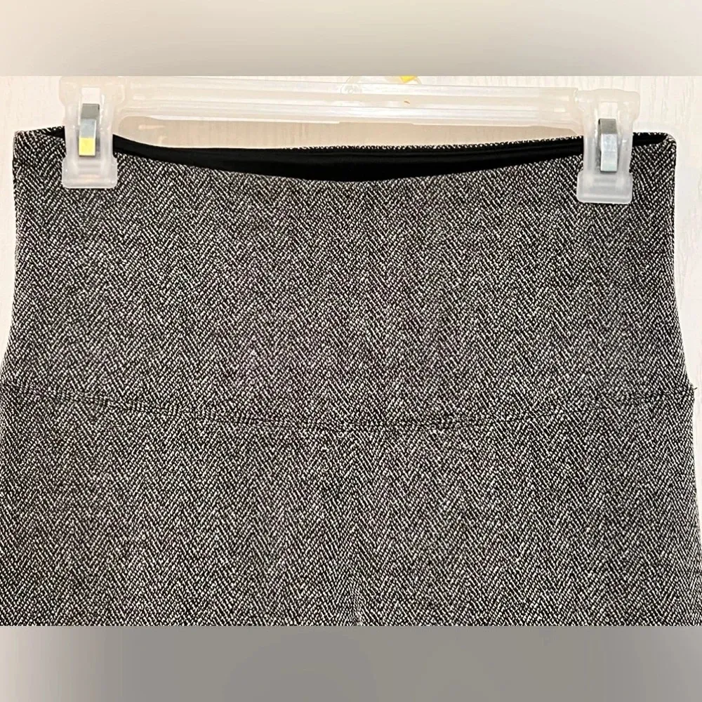 Lysse Black and White Leggings - Image 4