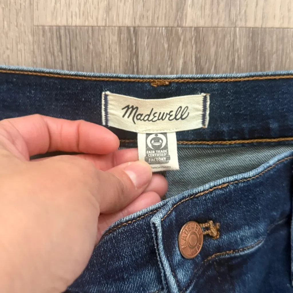 Madewell Dark Blue Flare Jeans Size 30 Mid Rise Kick Out Denim - Image 3