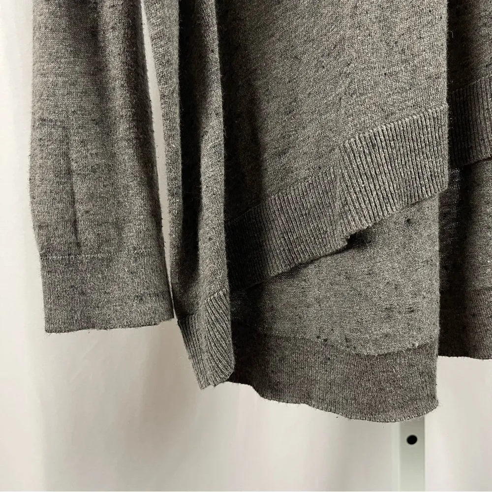 Cabi Medium Sweater Top Mushroom Tan Long Sleeve T Shirt Bateau Gray Oversized - Image 3