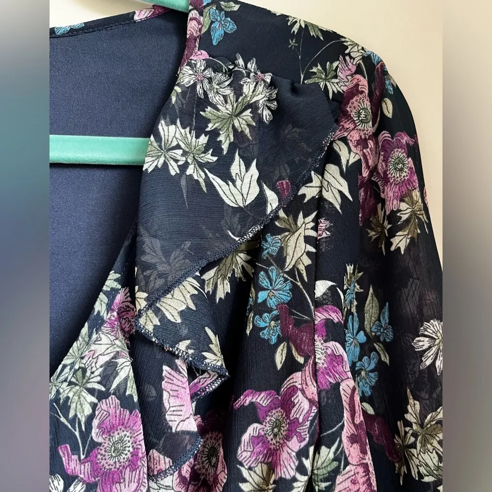 Blue Floral Romper Size Medium - Image 6