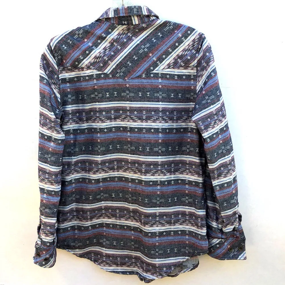 💜Angie Button Up Long Sleeve Top w/Pockets Woven - Image 8