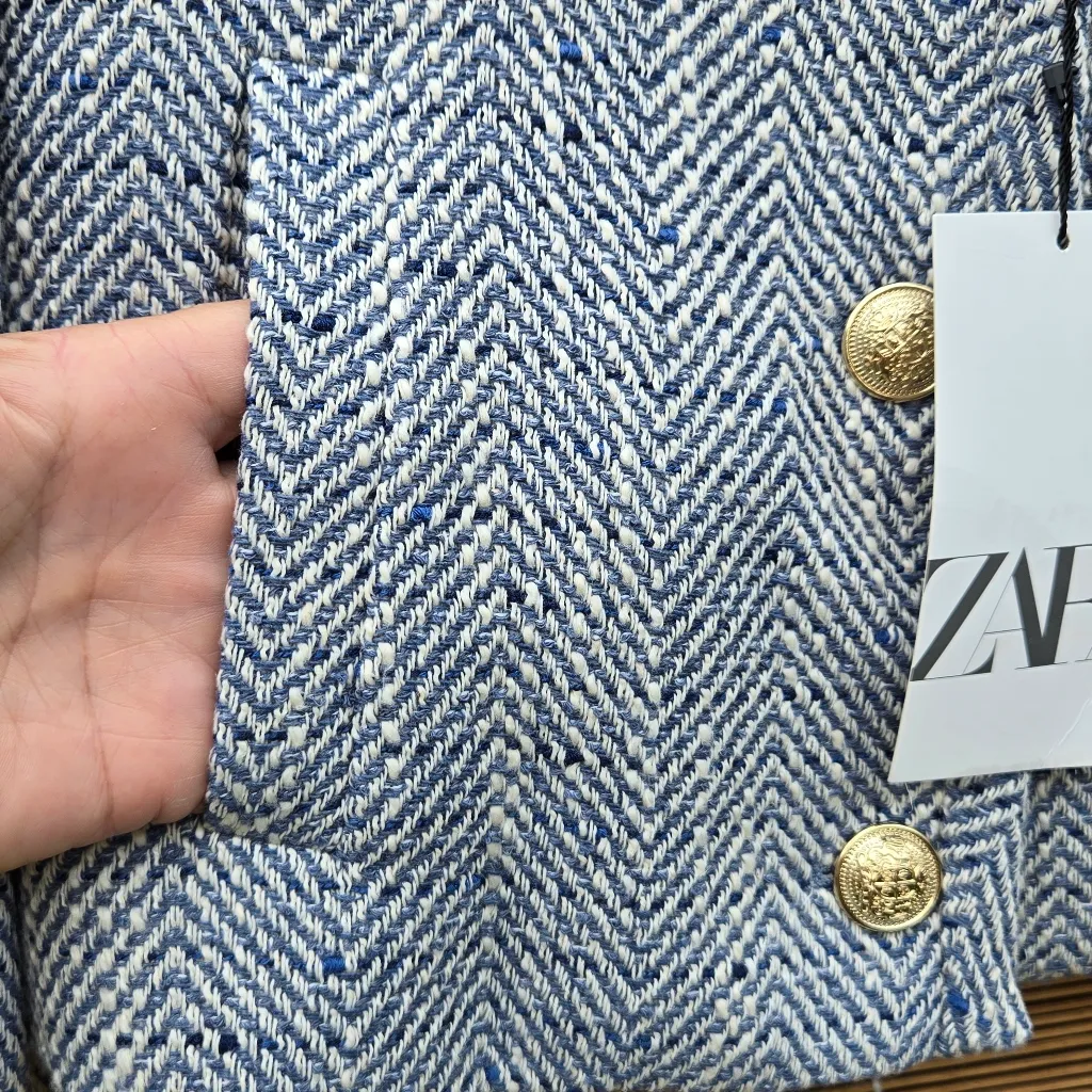 NEW  Herringbone Tweed Short Jacket Size XS Blue W/Gold Buttons - Image 11