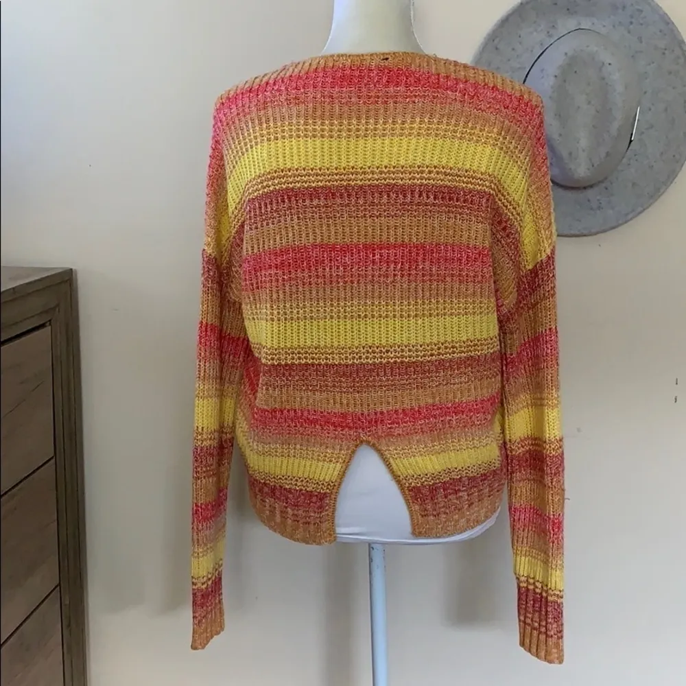 express • sunrise vneck striped summer cropped sweater - Image 4