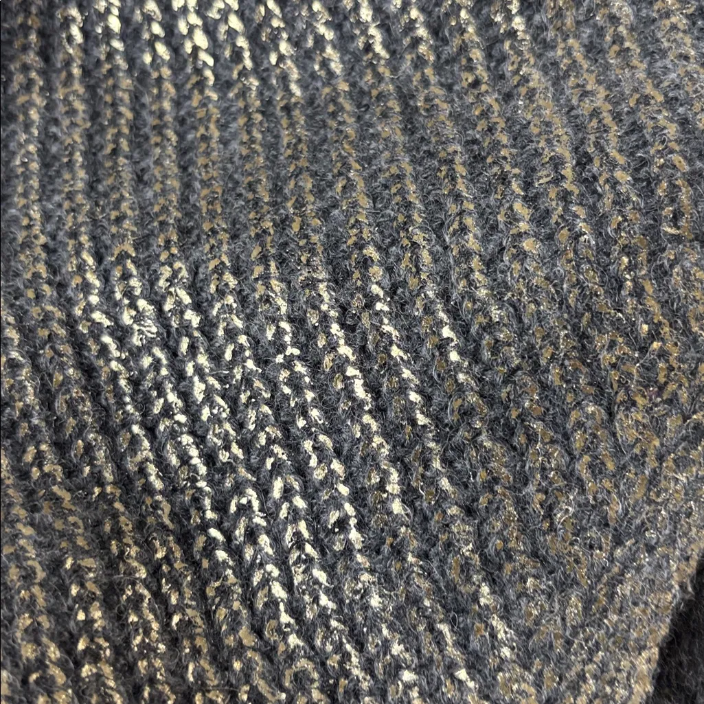 Gianni Bini Metallic Black Sweater - Image 9