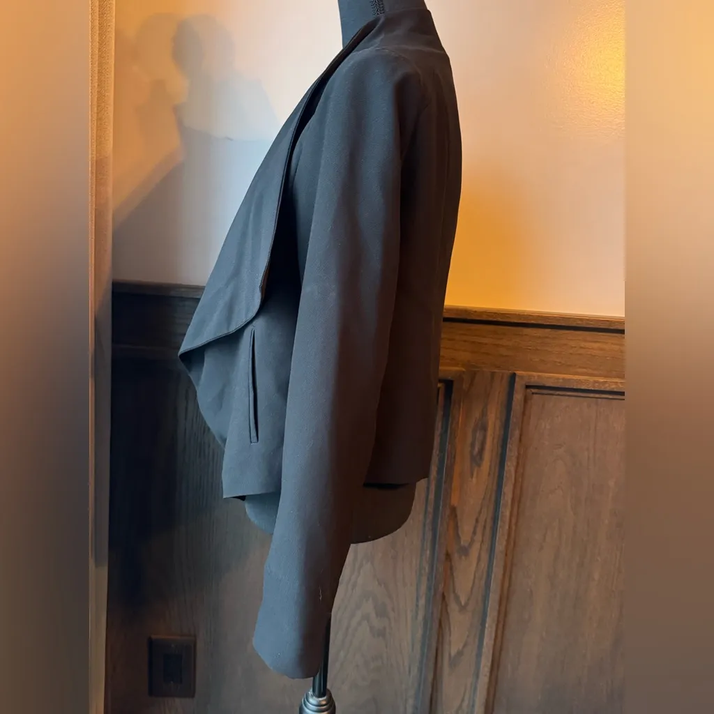 Bagatelle black Jacket size small - Image 3