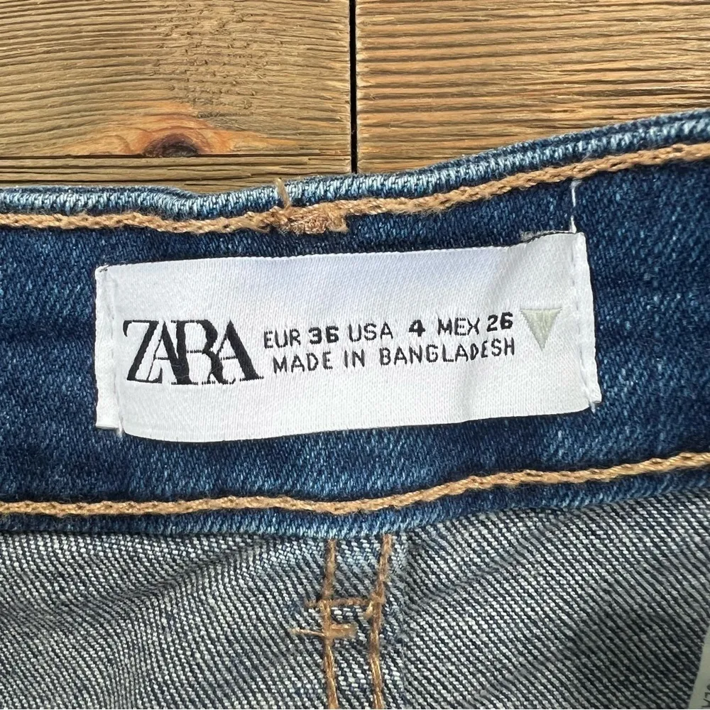 Zara High Rise Denim Shorts - Image 3