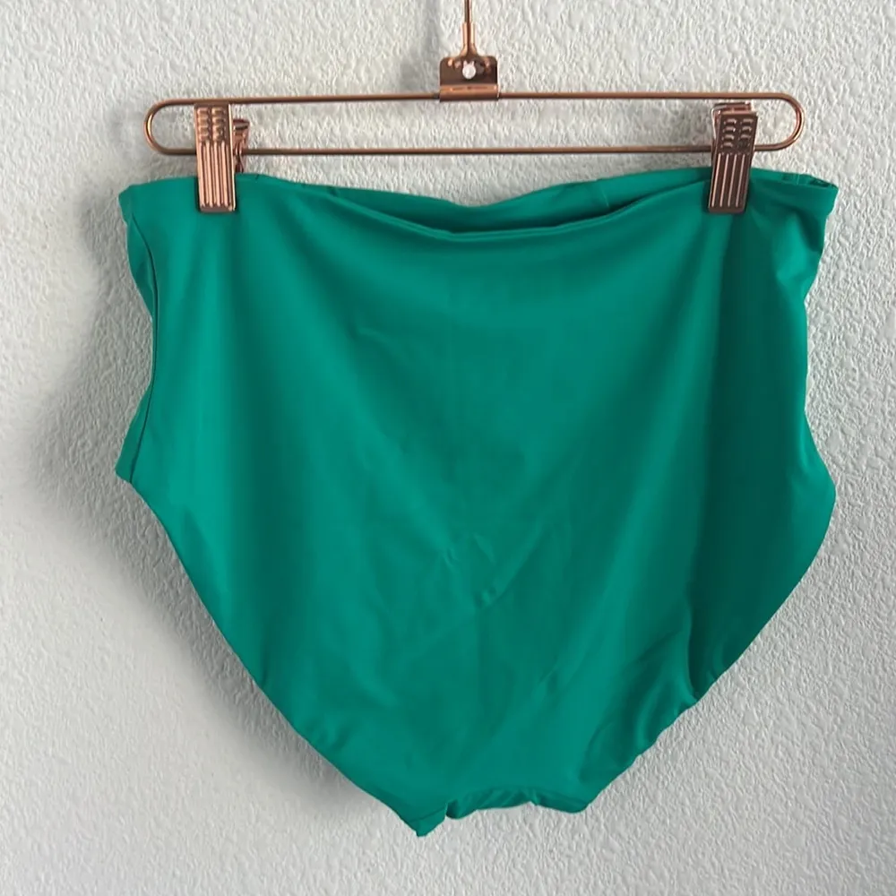 Spanx NWT  Mystic Green Swim Brief High Rise Waist 50125R Medium - Image 2