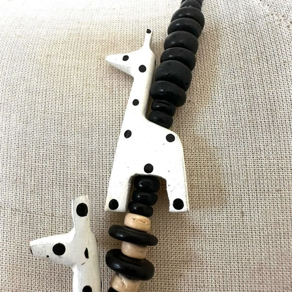 African wood black and white animal necklace - Image 2